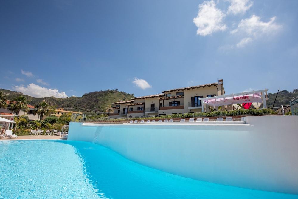 Sentido Michelizia Tropea Resort Esterno foto