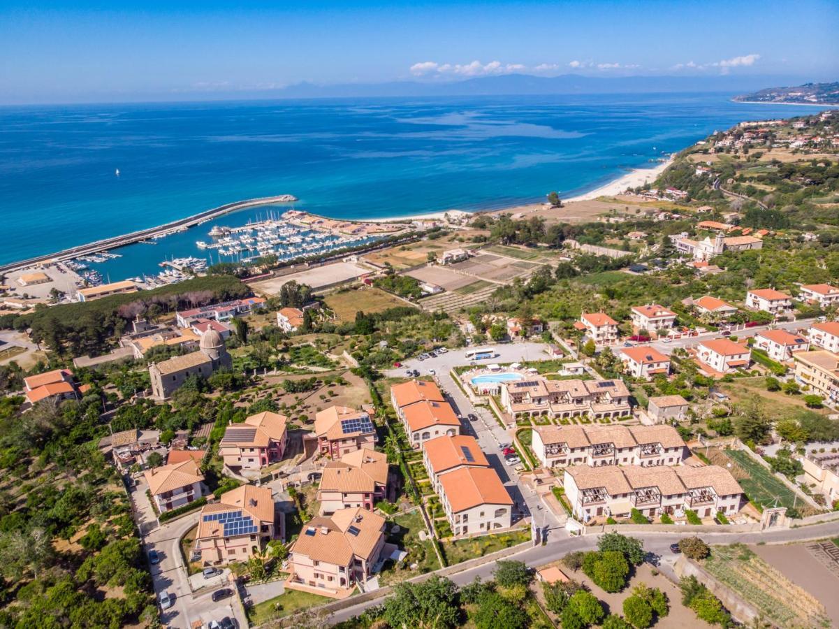 Sentido Michelizia Tropea Resort Esterno foto