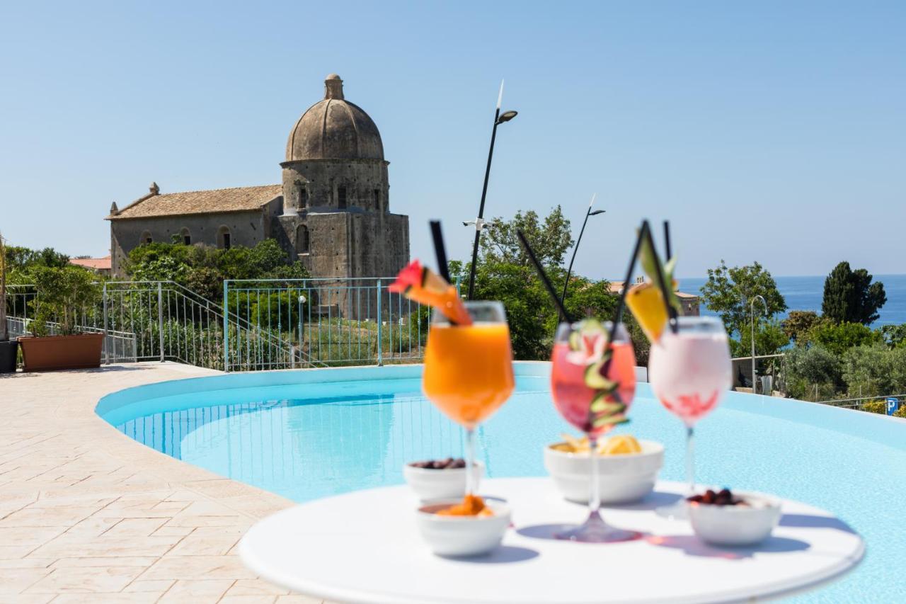 Sentido Michelizia Tropea Resort Esterno foto