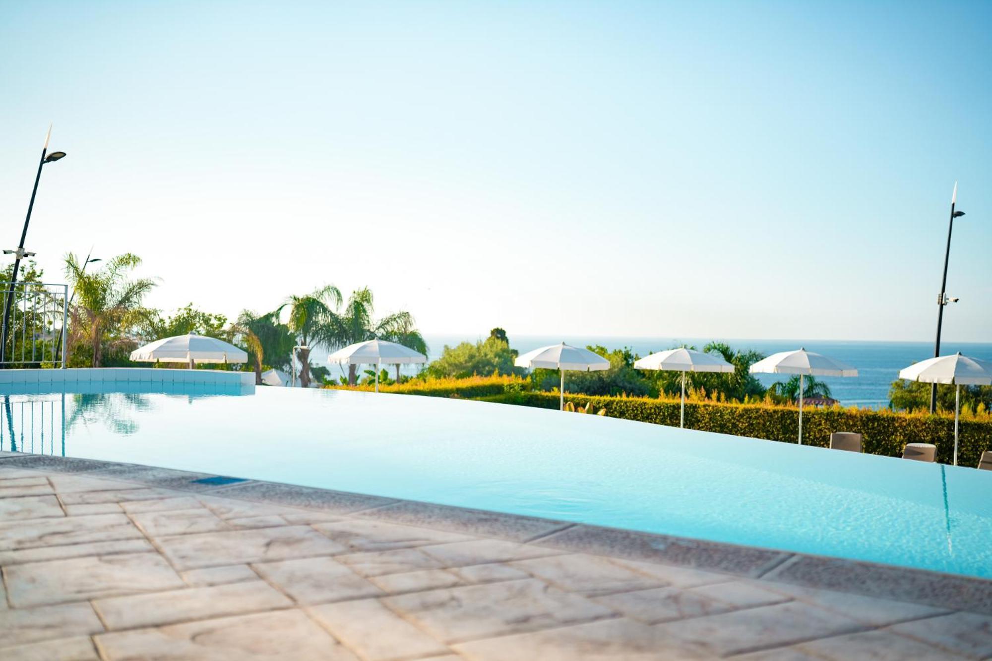 Sentido Michelizia Tropea Resort Esterno foto