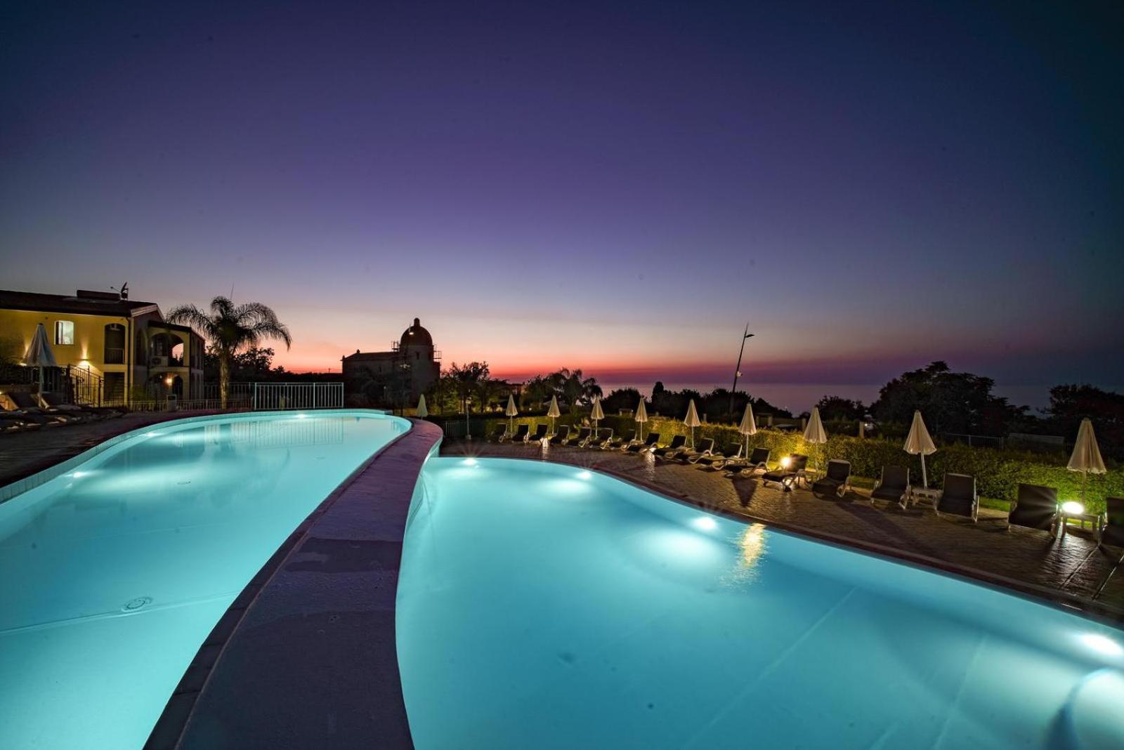Sentido Michelizia Tropea Resort Esterno foto
